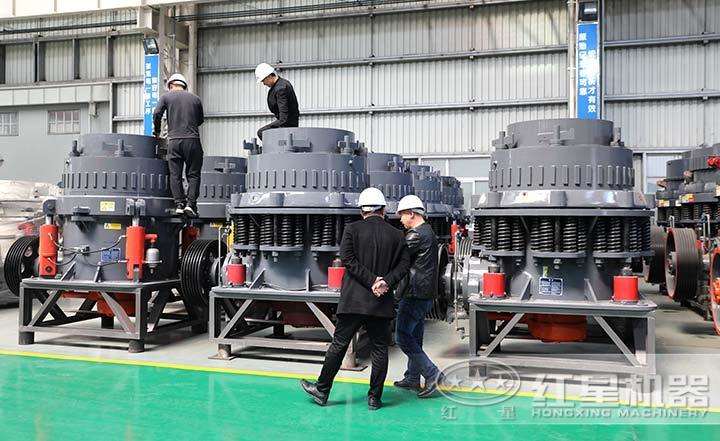 全液壓圓錐破碎機，實現(xiàn)自動清腔功能與遠程控制